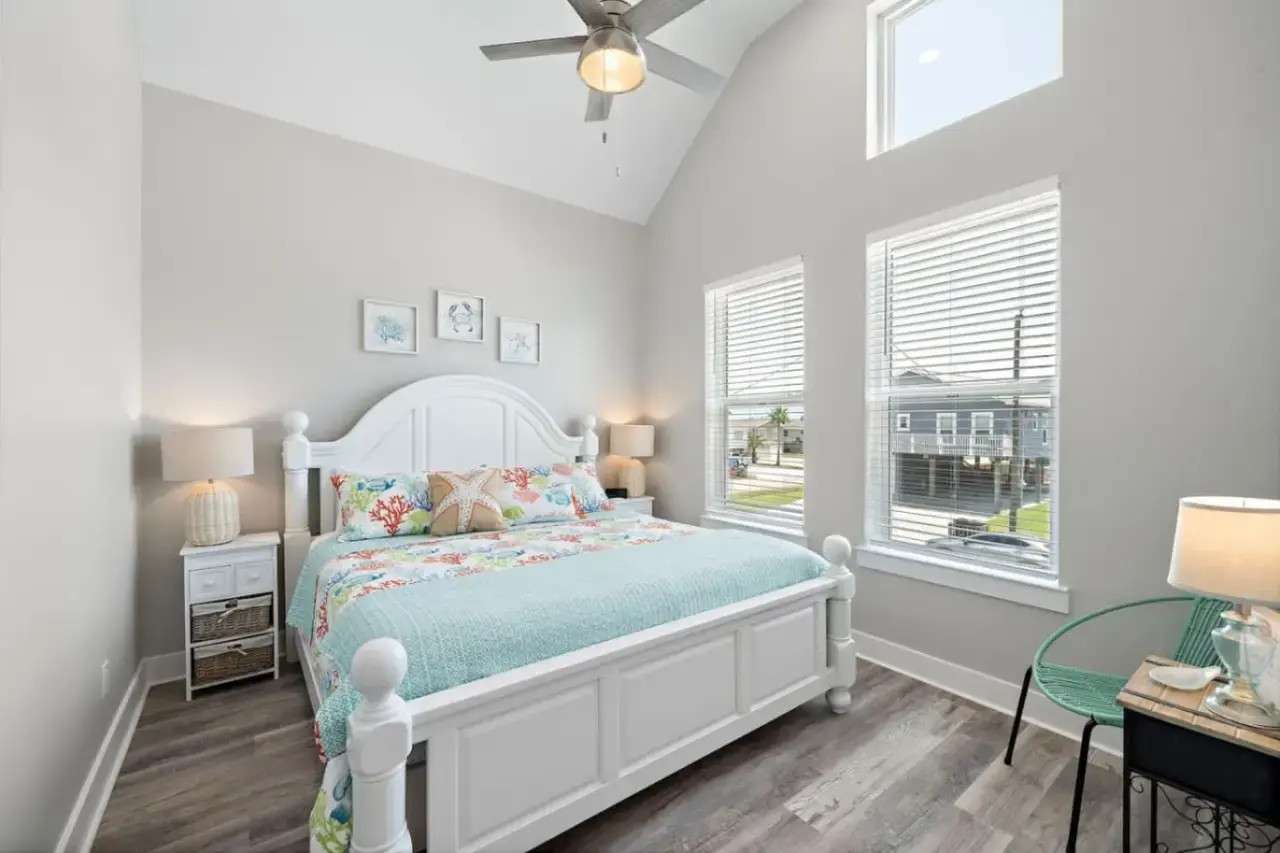 Moby Dick Vacation Home Bedroom