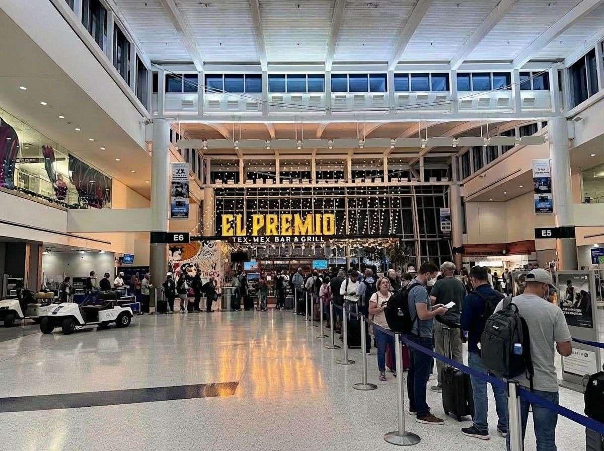 Check-in line at George Bush Intercontinental Airport