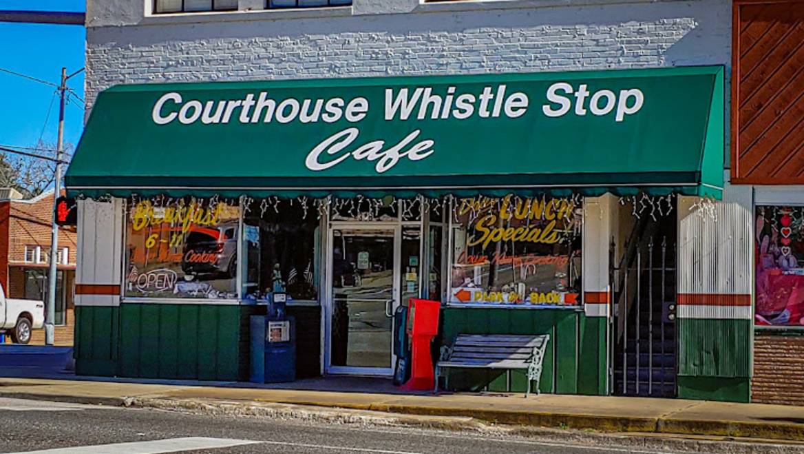 Courthouse Whistle Stop cafe in downtown Livingston Texas