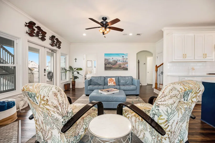 Inside Livin' the Dream